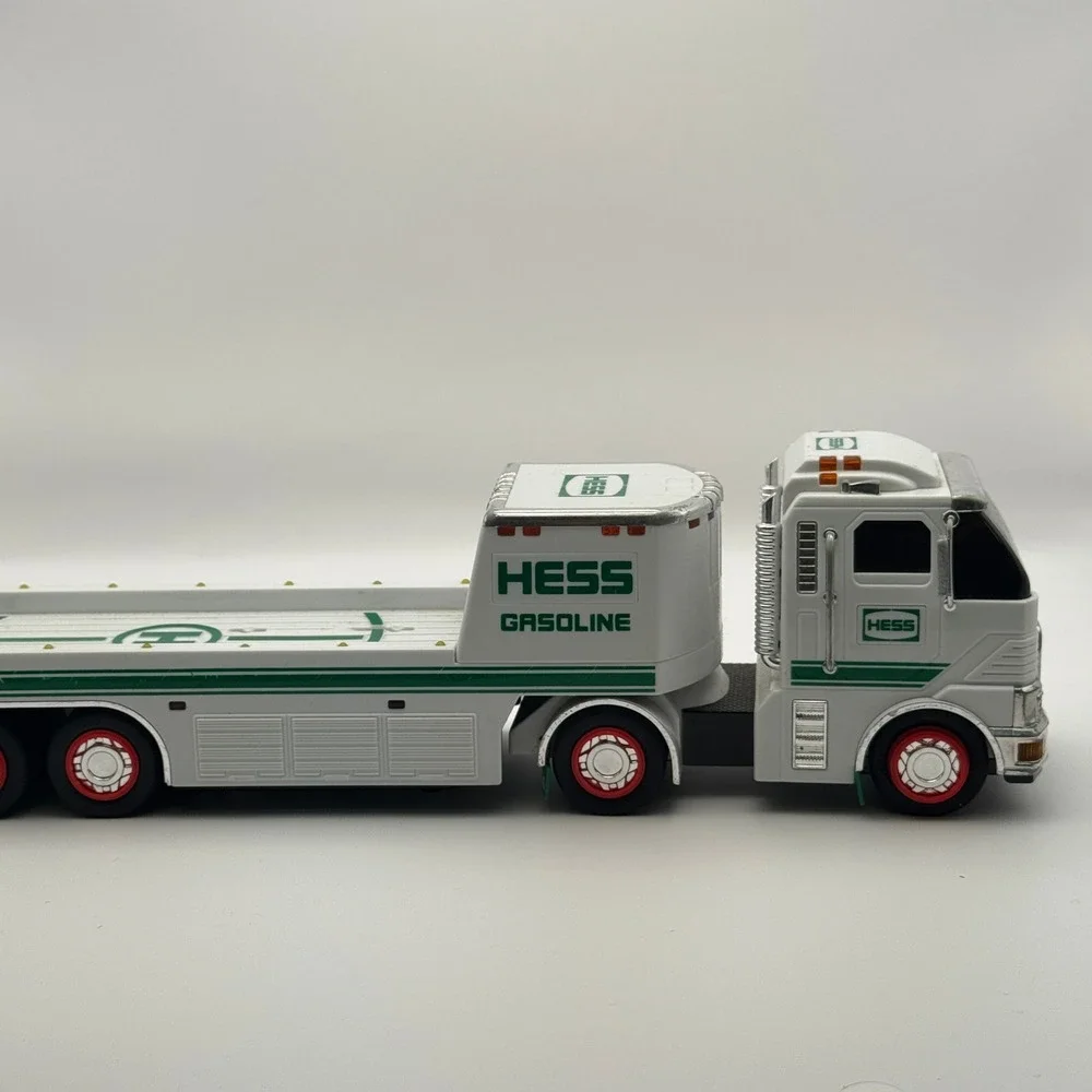 Hess Gasoline Transport Truck White Green Red Lights Collectible Toy 1990s